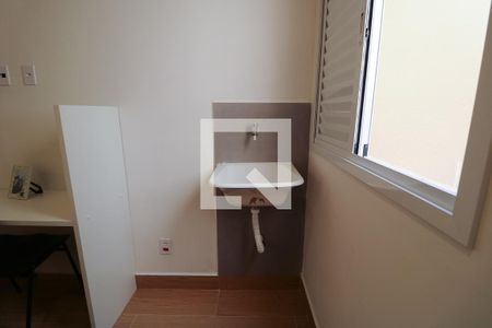 Kitnet de kitnet/studio para alugar com 1 quarto, 20m² em Jd. Rio Pequeno, São Paulo