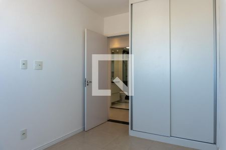 Quarto 1 de apartamento para alugar com 3 quartos, 77m² em Conjunto 2, Brasília