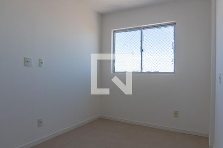 Quarto 2 de apartamento para alugar com 3 quartos, 77m² em Conjunto 2, Brasília