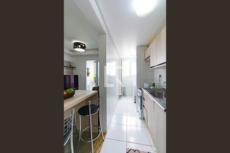 Cozinha de apartamento à venda com 3 quartos, 72m² em Marechal Rondon, Canoas