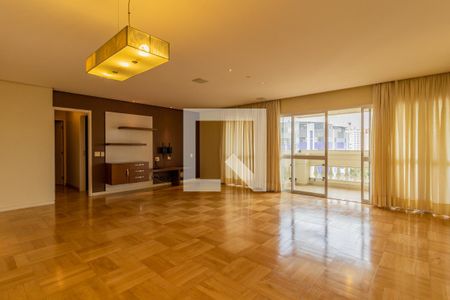 Sala de apartamento para alugar com 3 quartos, 147m² em Vila Suzana, São Paulo