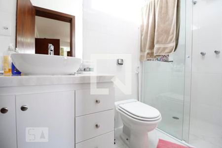 Casa à venda com 532m², 6 quartos e 4 vagas Casa à venda com 532m², 6 quartos e 4 vagasBanheiro Suíte 2