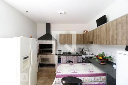 Casa à venda com 532m², 6 quartos e 4 vagas Casa à venda com 532m², 6 quartos e 4 vagasChurrasqueira