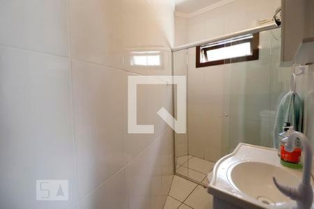 Casa à venda com 532m², 6 quartos e 4 vagas Casa à venda com 532m², 6 quartos e 4 vagasBanheiro Área de Serviço