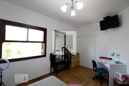 Casa à venda com 532m², 6 quartos e 4 vagas Casa à venda com 532m², 6 quartos e 4 vagasSuíte 2