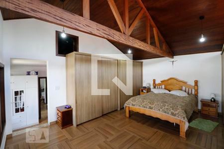 Casa à venda com 532m², 6 quartos e 4 vagas Casa à venda com 532m², 6 quartos e 4 vagasQuarto 3