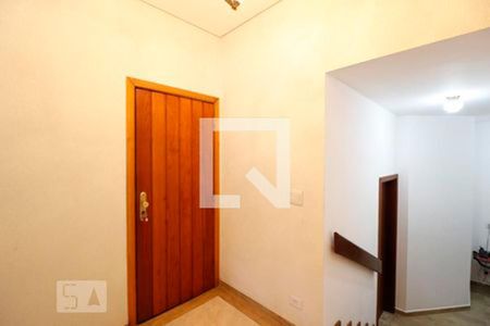 Casa à venda com 532m², 6 quartos e 4 vagas Casa à venda com 532m², 6 quartos e 4 vagasHall