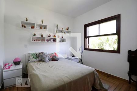 Casa à venda com 532m², 6 quartos e 4 vagas Casa à venda com 532m², 6 quartos e 4 vagasSuíte 2