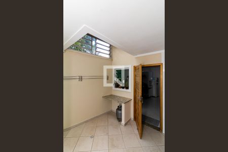 Casa à venda com 160m², 4 quartos e 3 vagas Casa à venda com 160m², 4 quartos e 3 vagasÁrea de Serviço