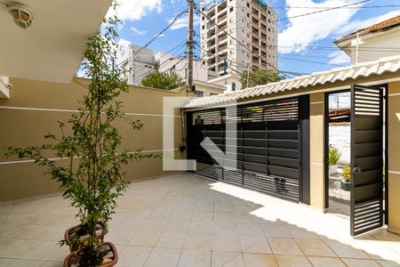 Casa à venda com 160m², 4 quartos e 3 vagas Casa à venda com 160m², 4 quartos e 3 vagasGaragem