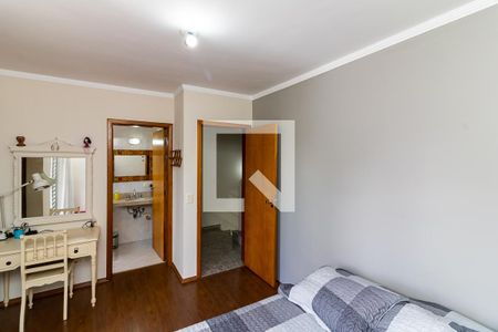 Casa à venda com 160m², 4 quartos e 3 vagas Casa à venda com 160m², 4 quartos e 3 vagasSuíte 2