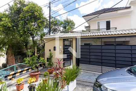 Casa à venda com 160m², 4 quartos e 3 vagas Casa à venda com 160m², 4 quartos e 3 vagasFachada da Casa