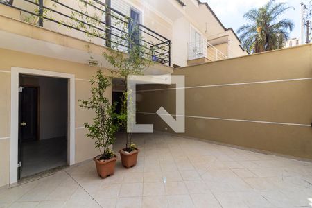 Casa à venda com 160m², 4 quartos e 3 vagas Casa à venda com 160m², 4 quartos e 3 vagasGaragem