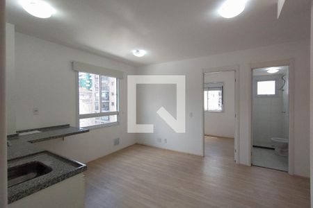 Sala e cozinha de apartamento para alugar com 2 quartos, 35m² em Sé, São Paulo