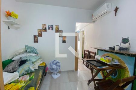 Sala de apartamento para alugar com 1 quarto, 33m² em Jardim Apipema, Salvador