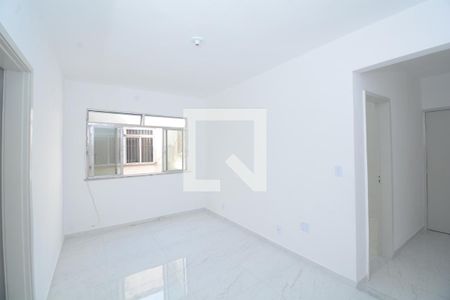 Sala de apartamento para alugar com 2 quartos, 70m² em Cordovil, Rio de Janeiro