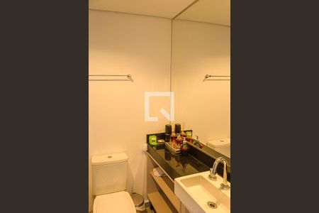 Banheiro de kitnet/studio para alugar com 1 quarto, 19m² em Consolação, São Paulo