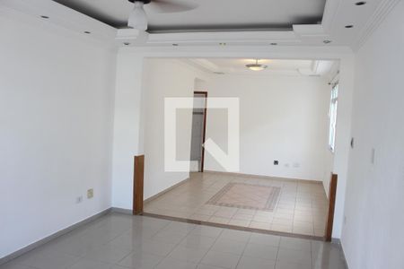 Sala de casa para alugar com 3 quartos, 121m² em Vila Valença, São Vicente