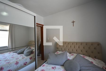 Quarto 1 de apartamento à venda com 2 quartos, 60m² em Irajá, Rio de Janeiro