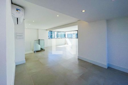 Cobertura de apartamento à venda com 3 quartos, 169m² em Vila Olímpia, São Paulo