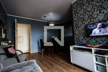 Sala  de apartamento para alugar com 3 quartos, 66m² em Jardim Caiapiá, Cotia