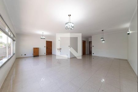 Sala de casa à venda com 4 quartos, 327m² em Jardim da Saúde, São Paulo