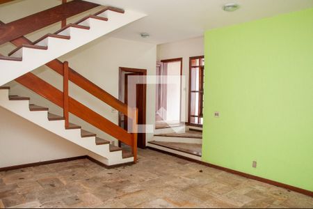 Sala de casa para alugar com 3 quartos, 232m² em Jardim Lumen Christi, Campinas