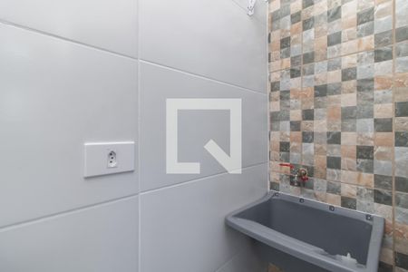 Banheiro/Área de Serviço de kitnet/studio para alugar com 1 quarto, 20m² em Vila Nhocune, São Paulo