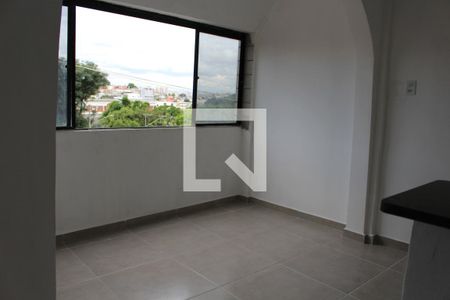 Casa de condomínio para alugar com 21m², 1 quarto e sem vagaSala/Quarto