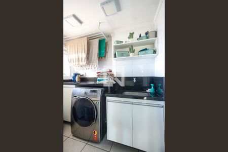 Apartamento para alugar com 280m², 3 quartos e 4 vagas Apartamento para alugar com 280m², 3 quartos e 4 vagasÁrea de serviço