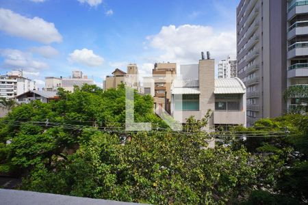 Sala - Vista de apartamento para alugar com 2 quartos, 99m² em Bela Vista, Porto Alegre