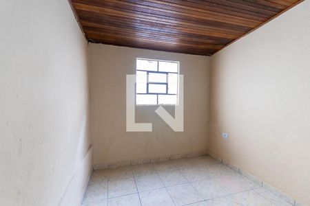 Quarto 2 de casa para alugar com 2 quartos, 60m² em Vila Campanela, São Paulo