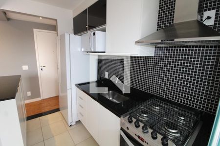 Sala/Cozinha de apartamento para alugar com 2 quartos, 54m² em Jardim Independência, São Paulo