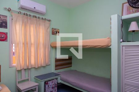 Quarto 1 de casa para alugar com 4 quartos, 250m² em Balneário Guarujá, Guarujá