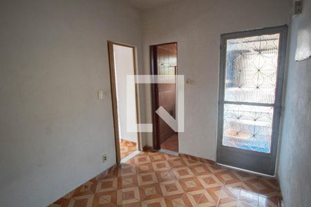 Quarto de casa à venda com 1 quarto, 70m² em Olaria, Rio de Janeiro