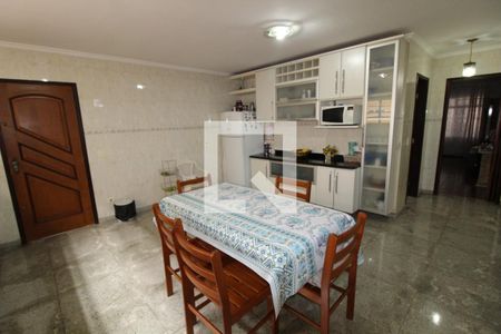 Cozinha de casa para alugar com 2 quartos, 230m² em Vila Lúcia, São Paulo