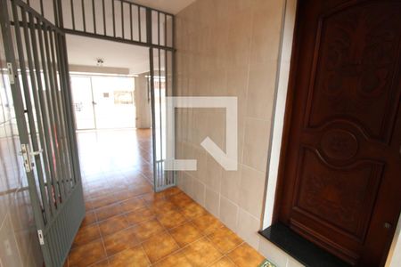 Quintal de casa para alugar com 2 quartos, 230m² em Vila Lúcia, São Paulo