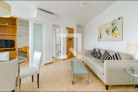 Sala de apartamento para alugar com 2 quartos, 65m² em Paraíso, São Paulo