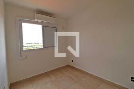 Quarto Suíte de apartamento para alugar com 2 quartos, 55m² em Presidente Roosevelt, Uberlândia