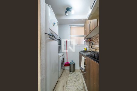 Cozinha e Área de Serviço de apartamento à venda com 2 quartos, 43m² em Campo Novo, Porto Alegre