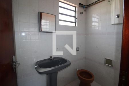 Banheiro de casa para alugar com 1 quarto, 24m² em Casa Verde Alta, São Paulo