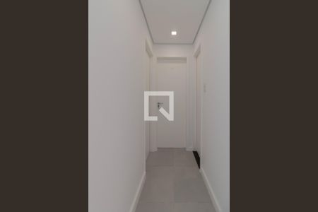 Corredor de apartamento para alugar com 2 quartos, 52m² em Macedo, Guarulhos