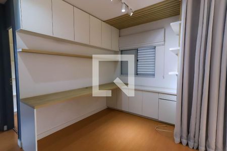 Sala de apartamento à venda com 2 quartos, 70m² em Vila Suzana, São Paulo