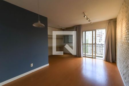 Sala de apartamento à venda com 2 quartos, 70m² em Vila Suzana, São Paulo