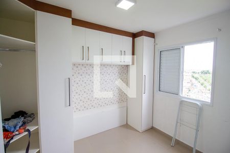 Quarto 1 de apartamento para alugar com 2 quartos, 47m² em Vila Carmosina, São Paulo