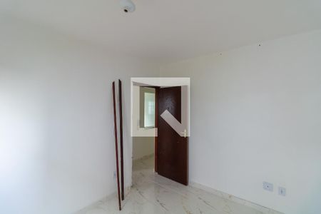 Quarto 1 de apartamento para alugar com 2 quartos, 49m² em Vila Miranda, Itaquaquecetuba