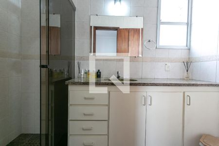 Banheiro da Suíte de apartamento para alugar com 4 quartos, 200m² em Silveira, Belo Horizonte