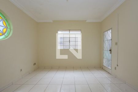 Sala de apartamento para alugar com 3 quartos, 70m² em Santo André, Belo Horizonte