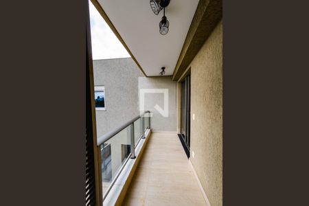 Casa de condomínio à venda com 297m², 3 quartos e 4 vagas Casa de condomínio à venda com 297m², 3 quartos e 4 vagasVaranda