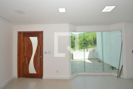 Sala/Cozinha de casa de condomínio para alugar com 3 quartos, 100m² em Jardim Sulacap, Rio de Janeiro